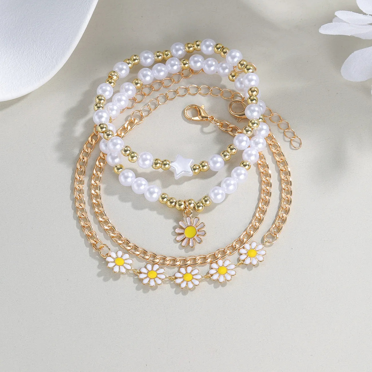 Four mixed material alloy bracelets with Little Daisy geometric charm in XY-4325 colour