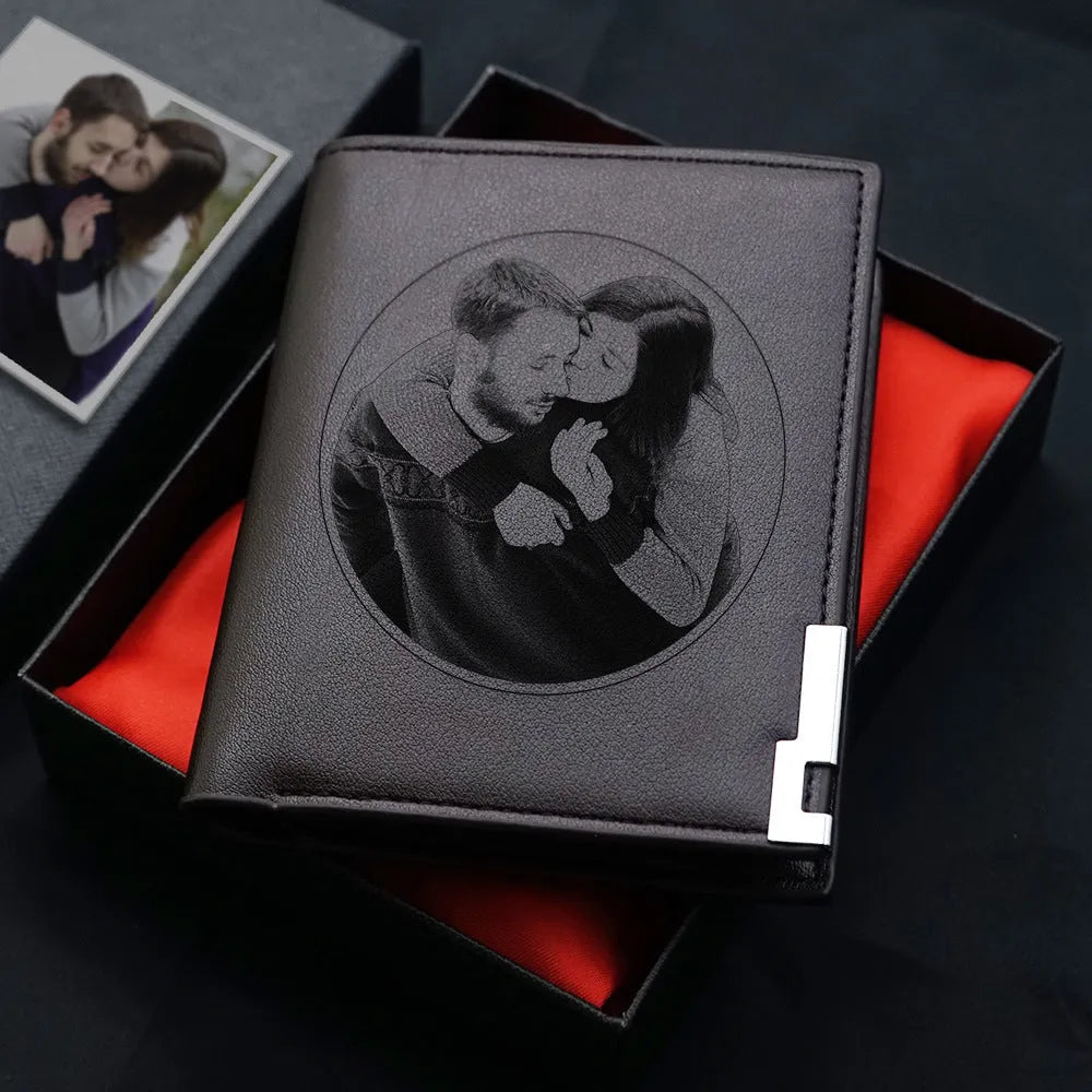 Men's leather wallet showing seven card slots and zipper closure mechanism