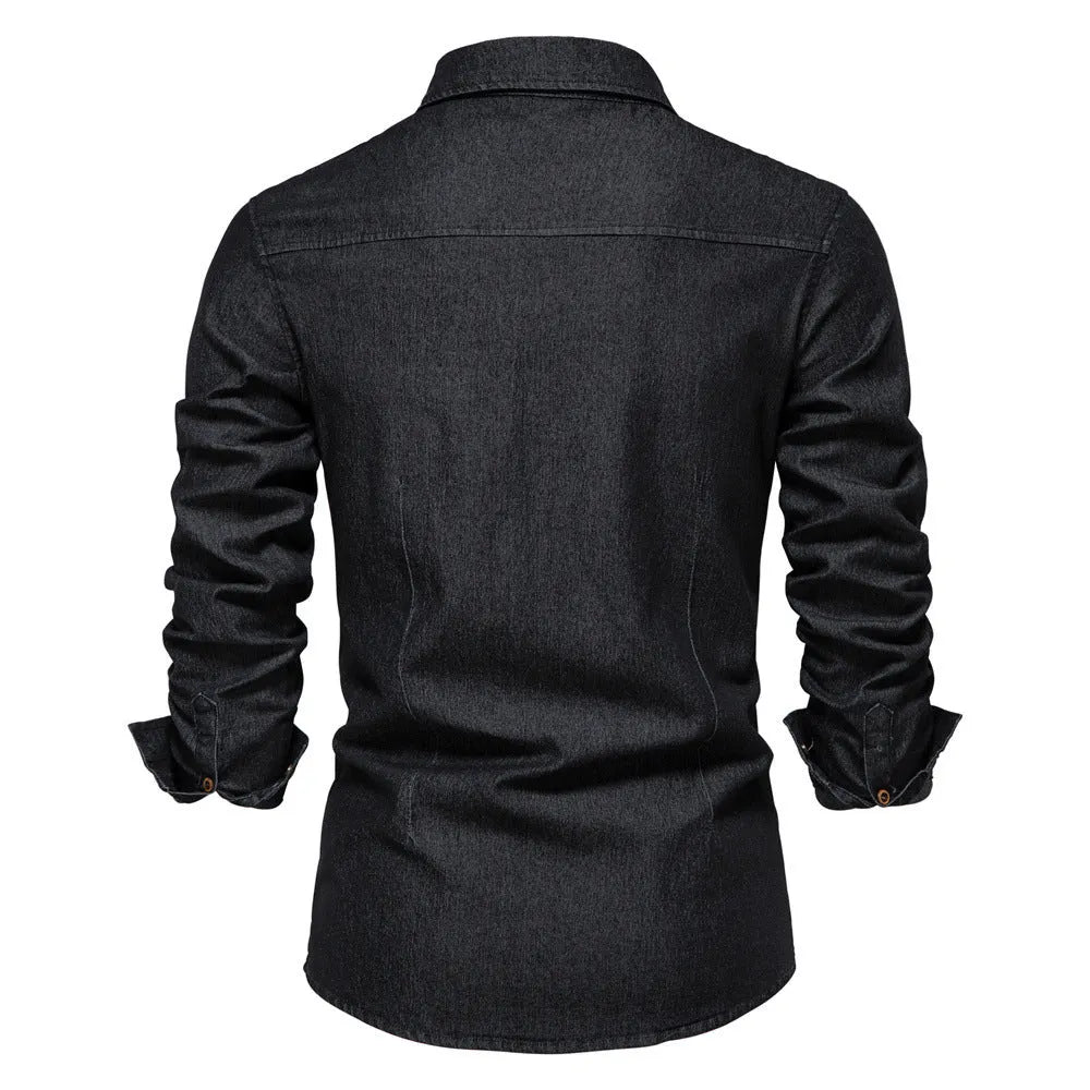 Men's slim fit long-sleeved denim shirt buttoned down in a solid blue colour.