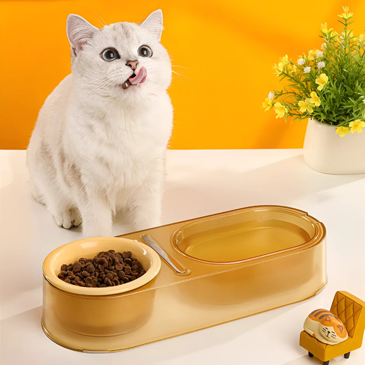 Mixed spoon cat bowl in PC, stainless steel and ceramic, shown in Taro Purple, Mint Green or Yellow