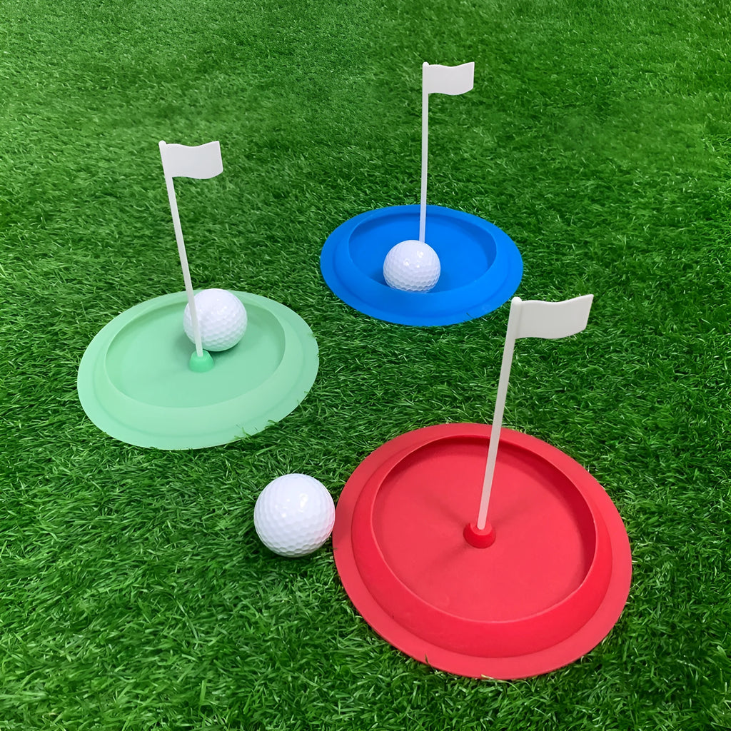 Silicone golf putter plate with 16cm hole cup in red, green, or blue for indoor practice