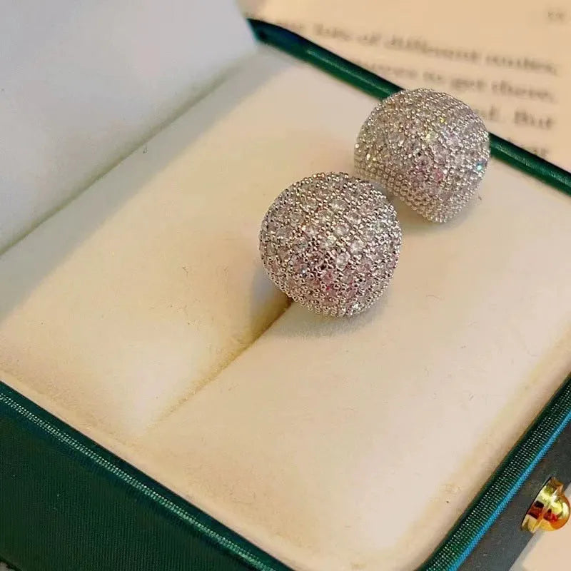 Gold and white little golden beans earrings with full diamond setting and drop-shaped geometric design