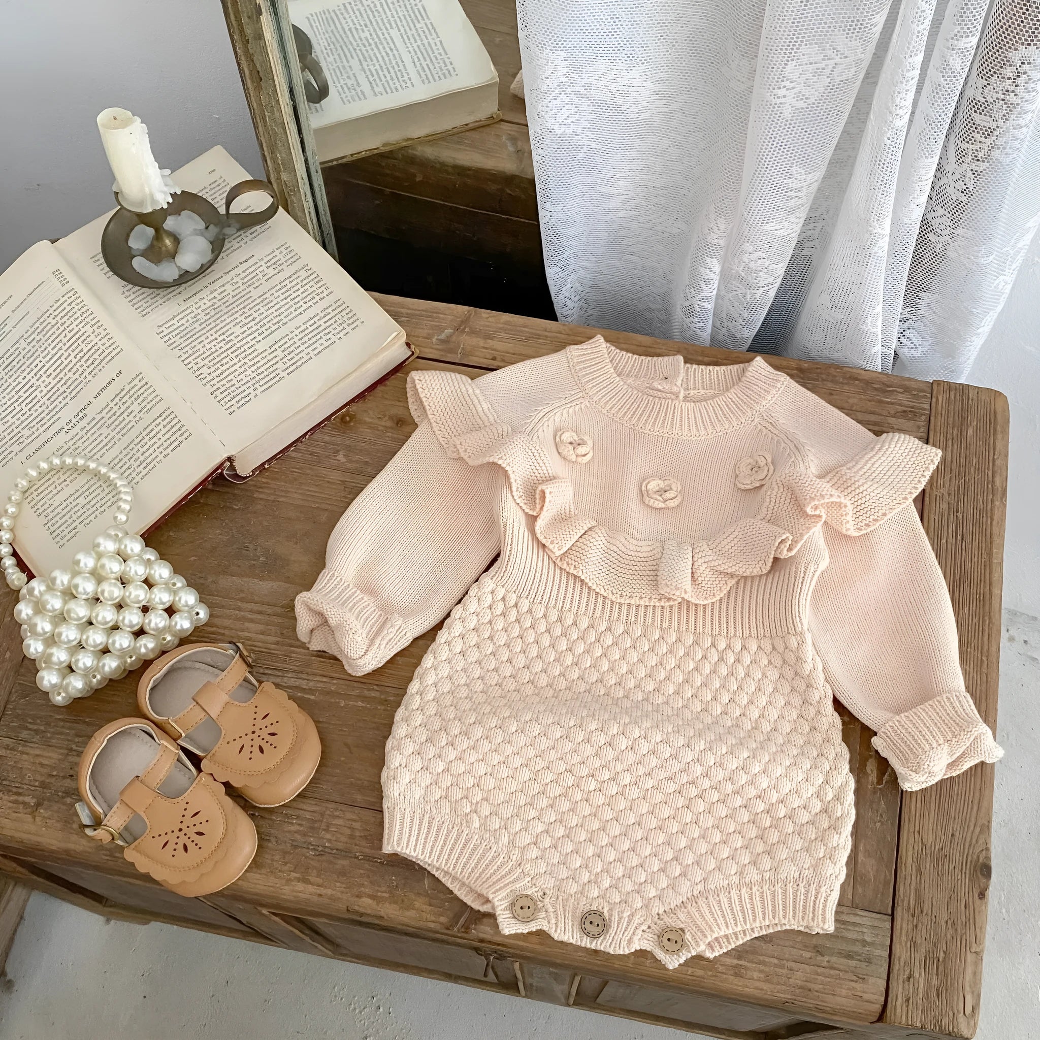Baby hand crocheting flower pineapple plaid knitted wool long sleeve jumpsuit in stone powder for girls
