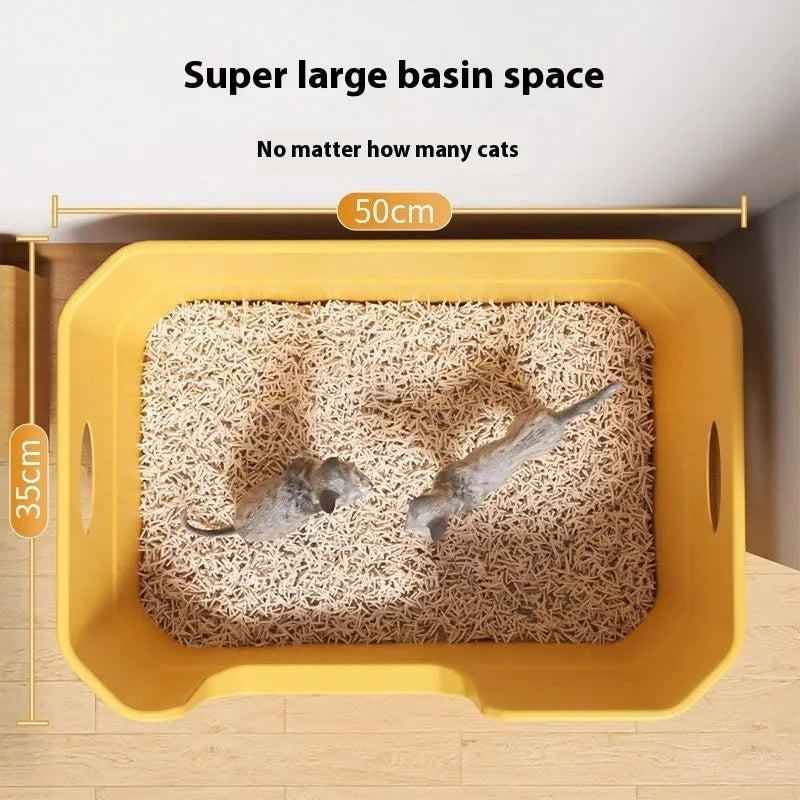 Oversized splash-proof cat litter box in chosen colour with free extra-large scoop