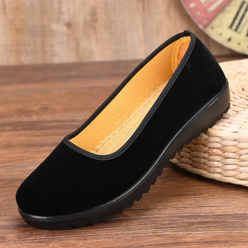 Women's Old Beijing cloth shoes black flat heel round toe cotton flannel upper