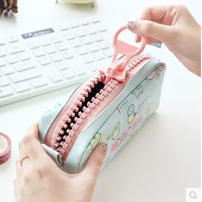 Corner animal pencil case in leather with cartoon design, compact 9.5cm x 7cm stationery holder.