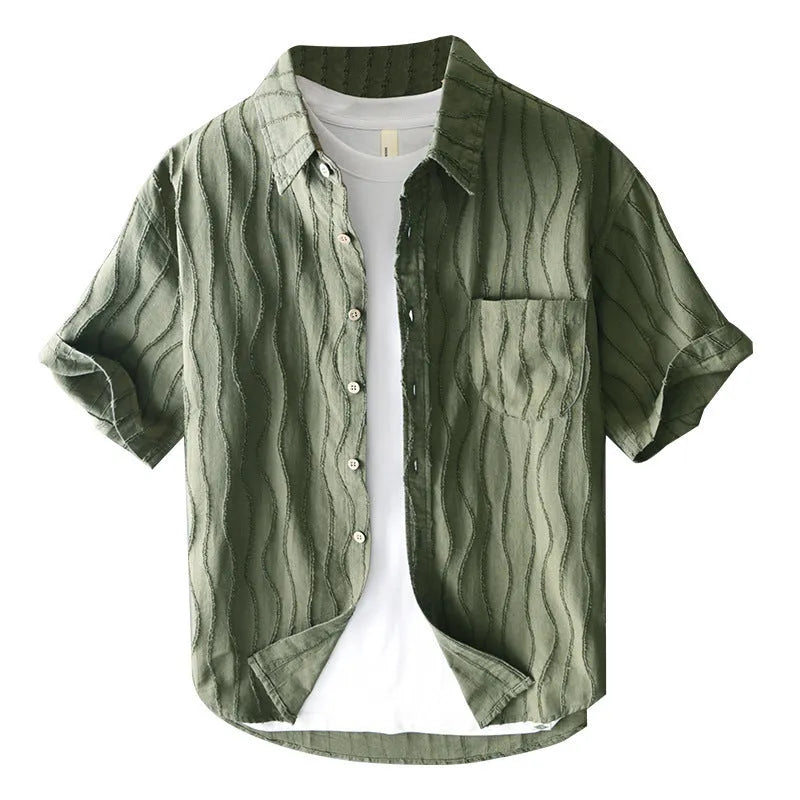 Men's solid colour pure cotton short sleeve casual shirt in loose fit