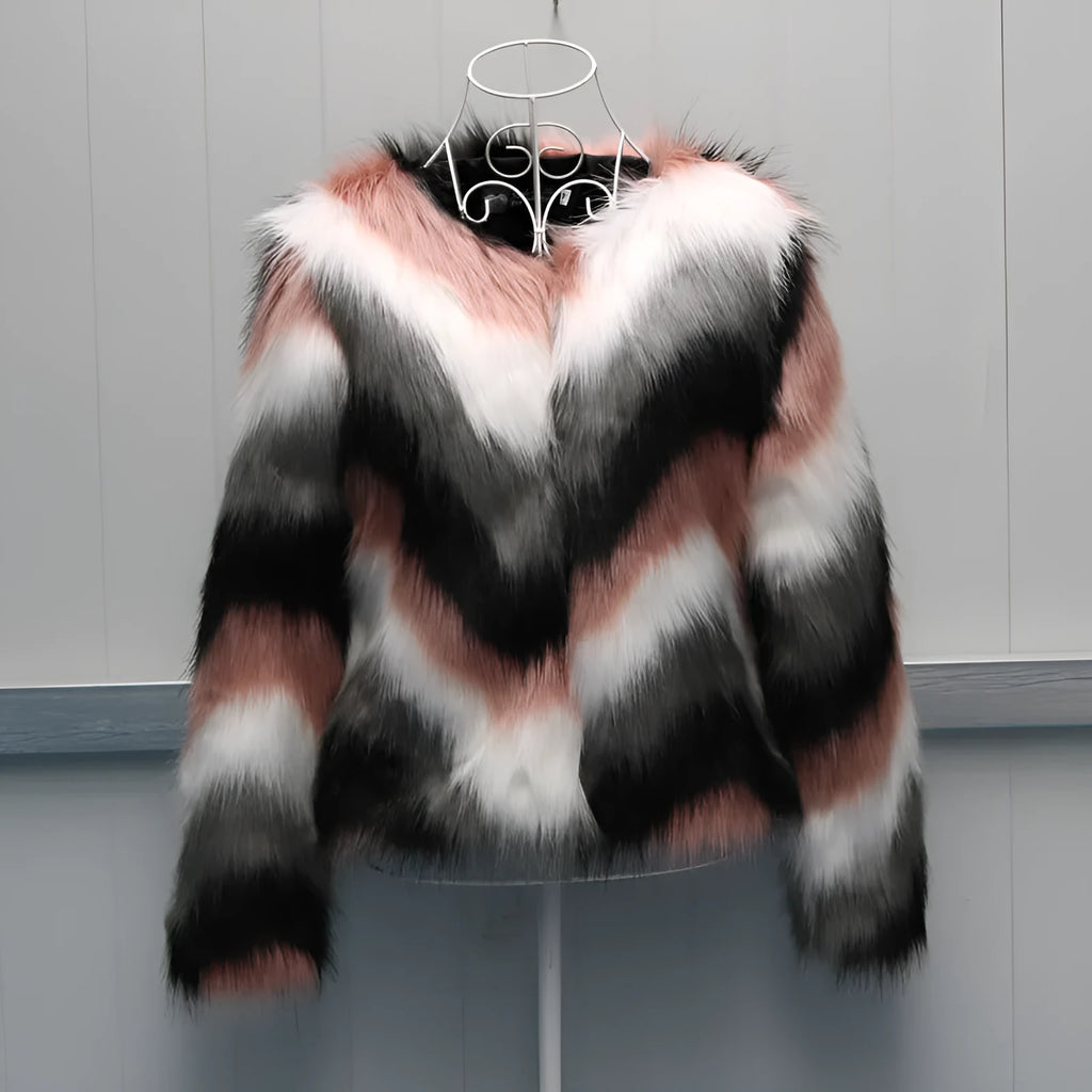 Korean style women's faux fur O-neck short coat in street fashion design