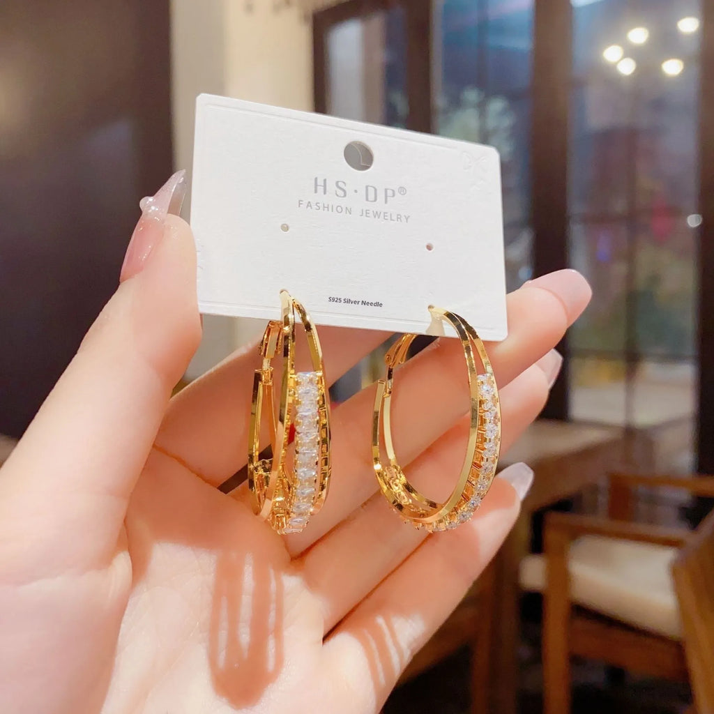 Thick gold plated copper zircon oval ear ring for women with geometric shape and round popular element