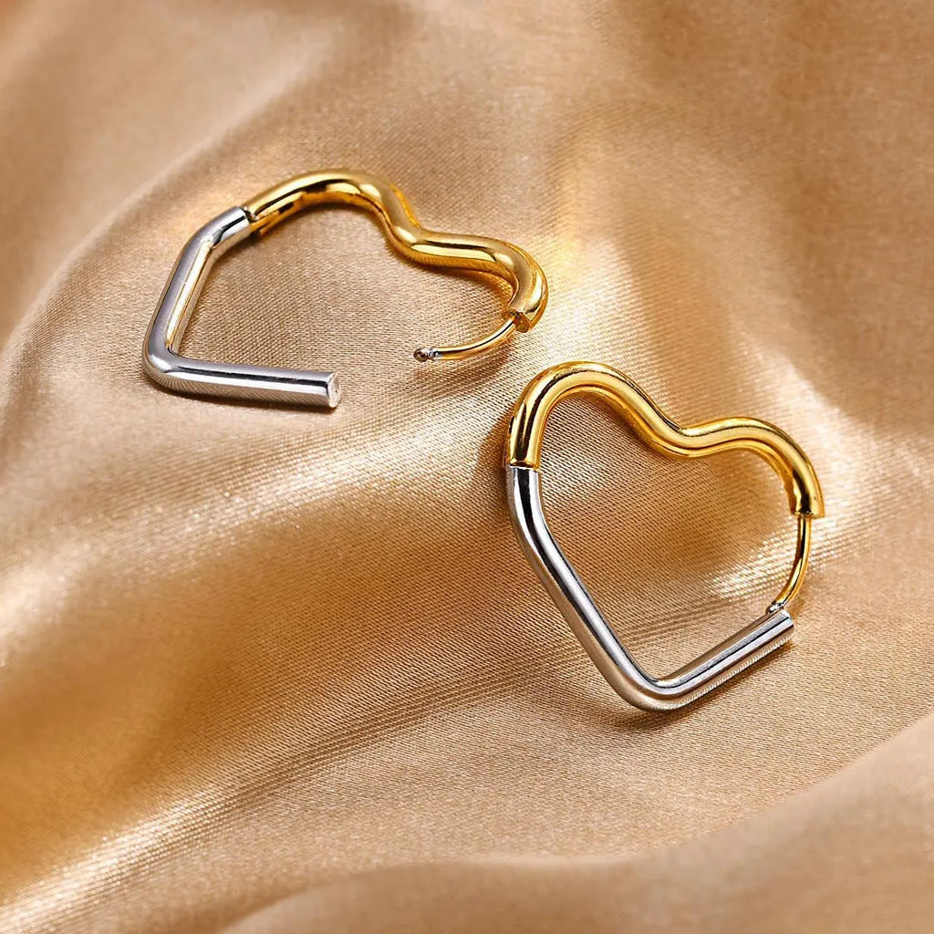 Set of four titanium steel gradual gold geometric earrings: square, triangle, love, pentagram