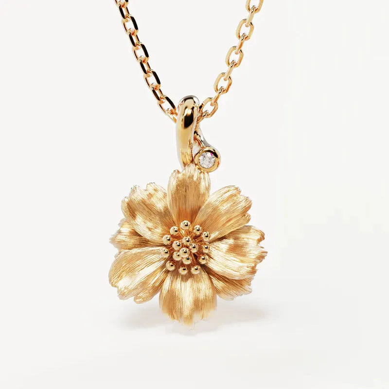 Women's creative all-match flower pendant necklace made of 304 stainless steel with 18K gold electroplating, 45cm chain length