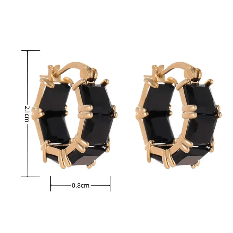 Women's geometric U-shaped earrings with round black zirconium stones and gold electroplated copper construction