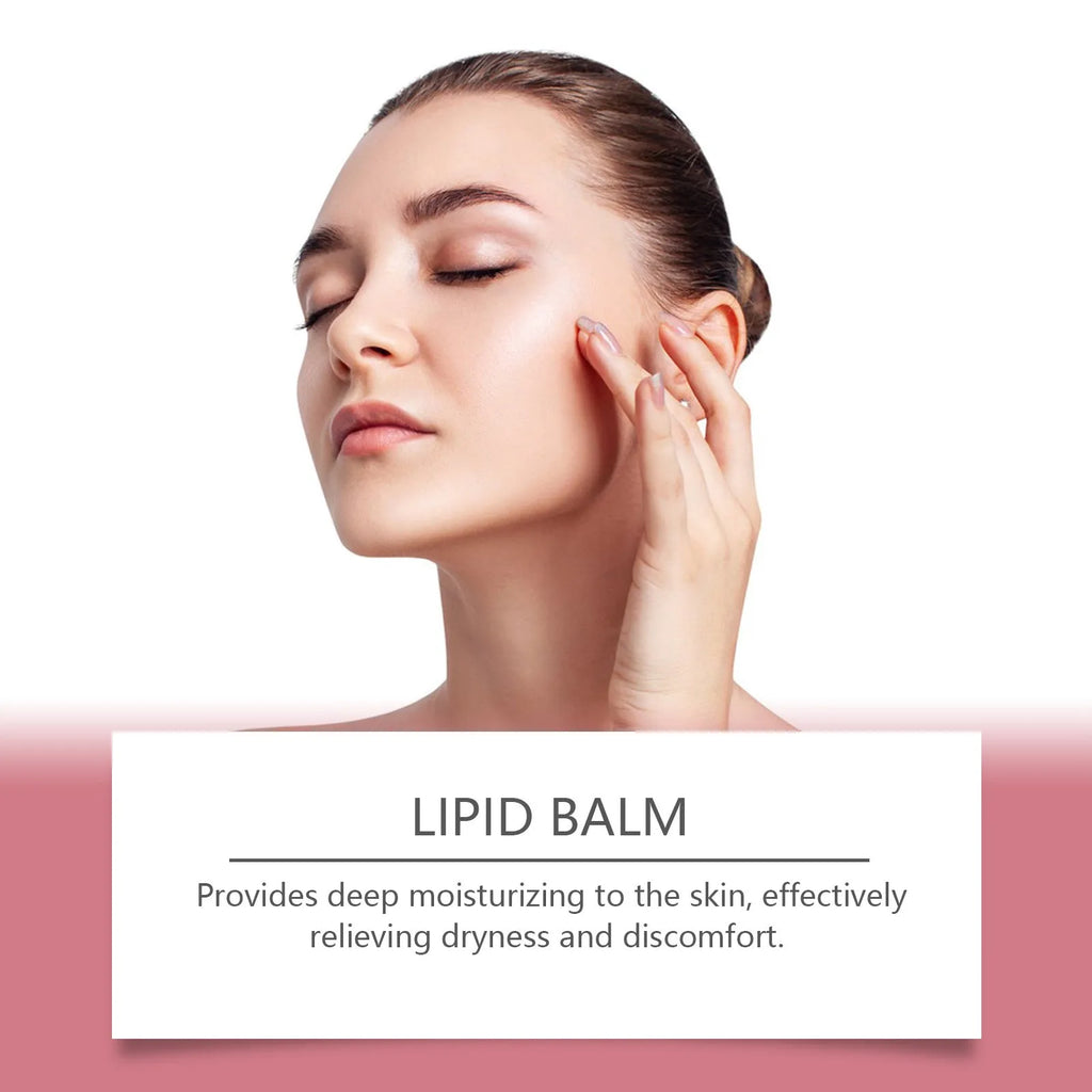 100g glass jar of translucent ceramide and glycerin moisturising cream for the face.