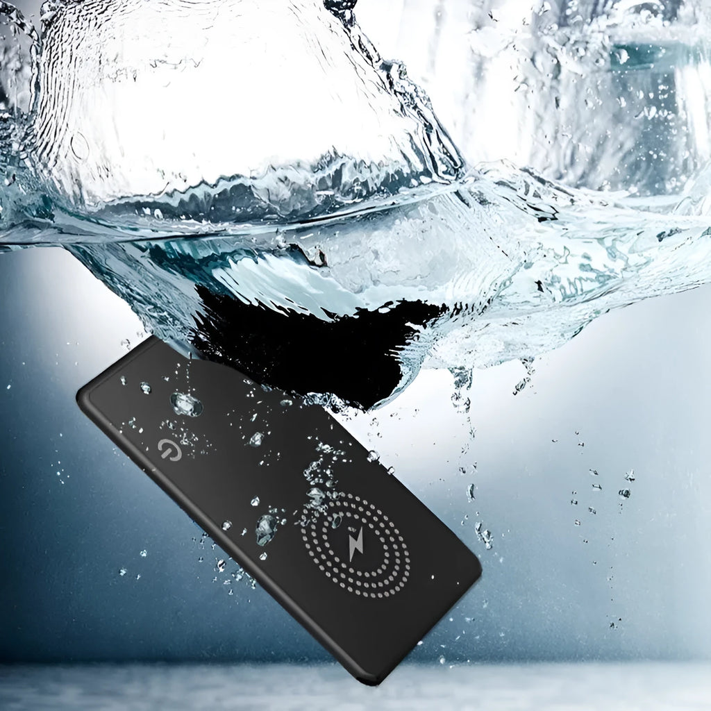 Black slim MFI Findmy Android tracking card with keychain loop, dimensions 84mm by 52mm.