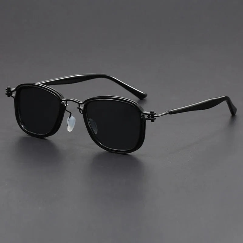 Retro square frame metal and plastic sunglasses with AC lenses in black gold colour