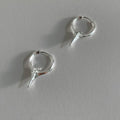 Geometric star-shaped ear clips for women with platinum electroplated finish on copper base