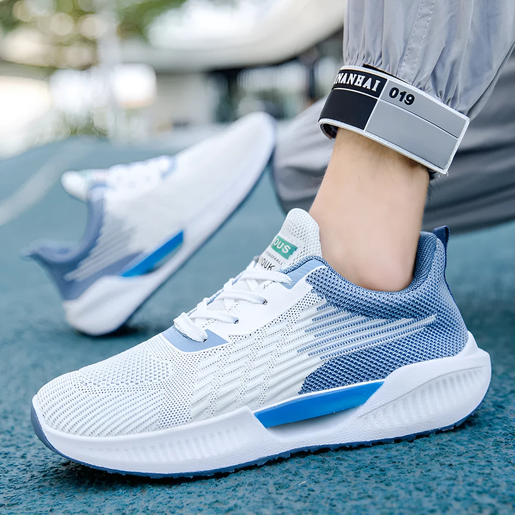 Men's blue casual mesh sports shoes with cloth upper and round toe design