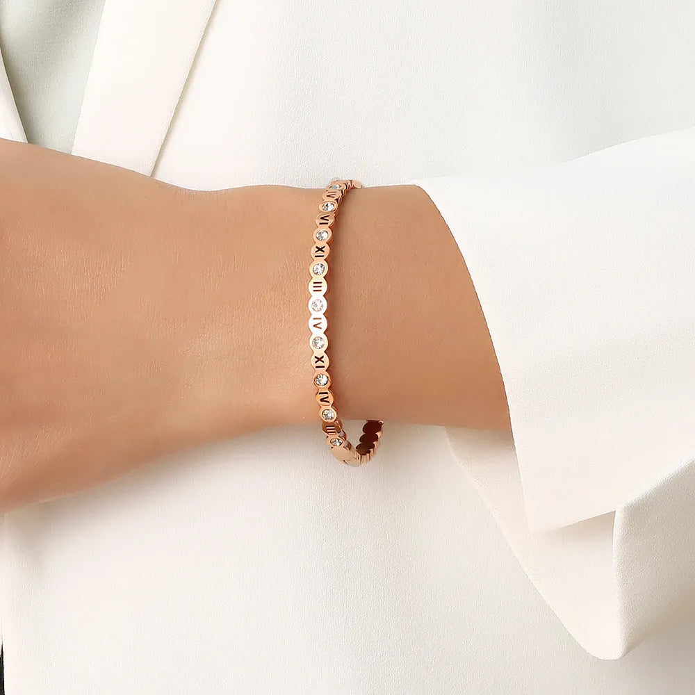 Titanium steel Korean style bracelet with number elements in gold electroplated finish