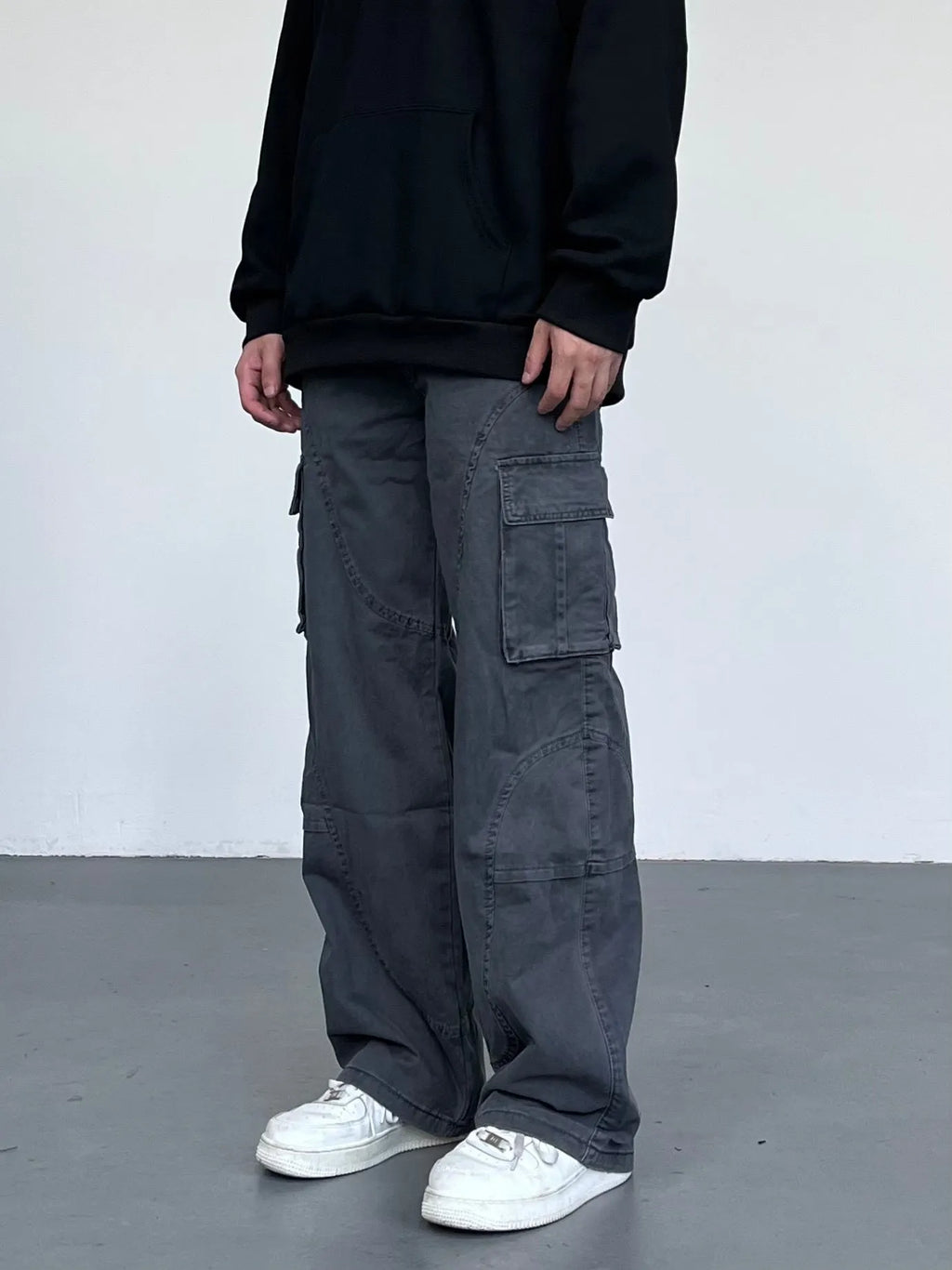 Autumn winter American style washed worn loose straight-leg overalls in black, green, and dark grey with pocket details
