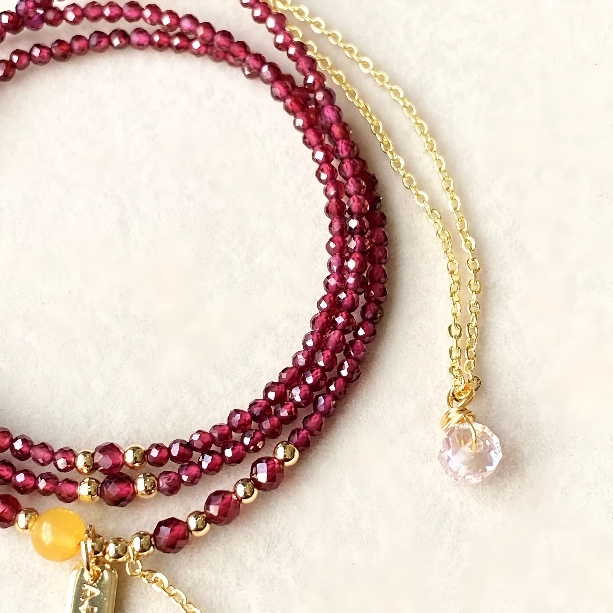 Wine red garnet bracelet necklace set with beeswax cut surface and three circle design