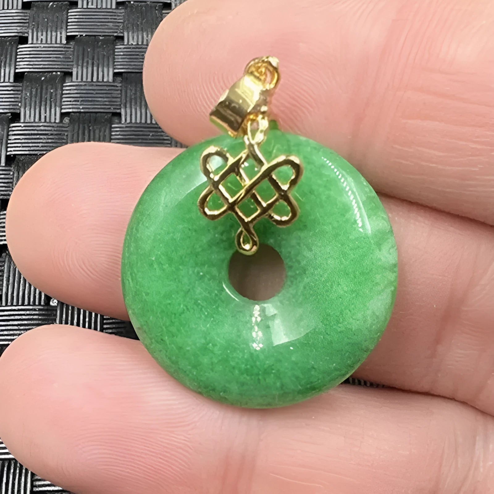 Jade coin buckle pendant necklace dry green colour 25mm diameter natural jade material