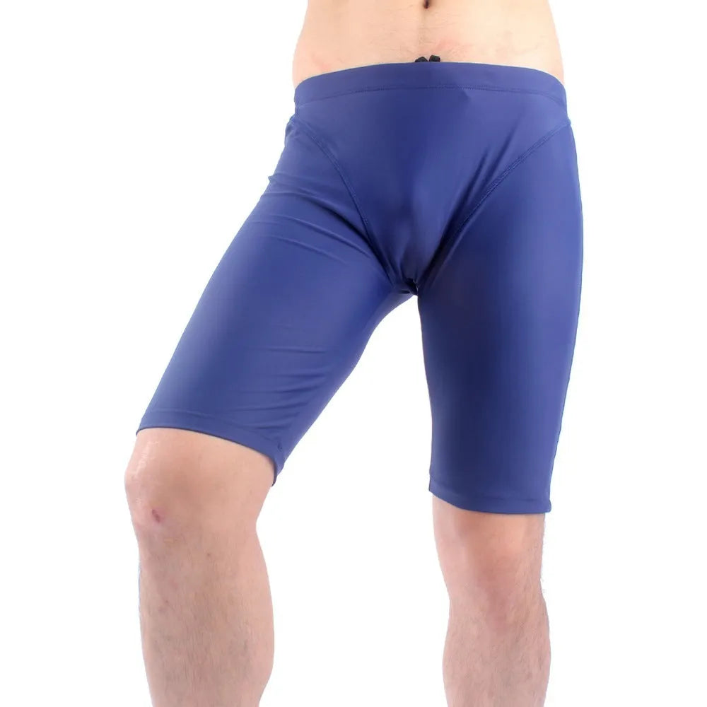 Men's quick-dry swimming trunks with five-point design in green colour