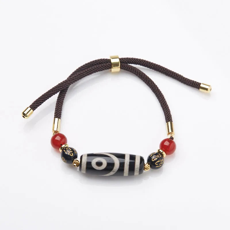 Dzi bead agate bracelet with Tibetan ethnic styling and 8mm geometry beads