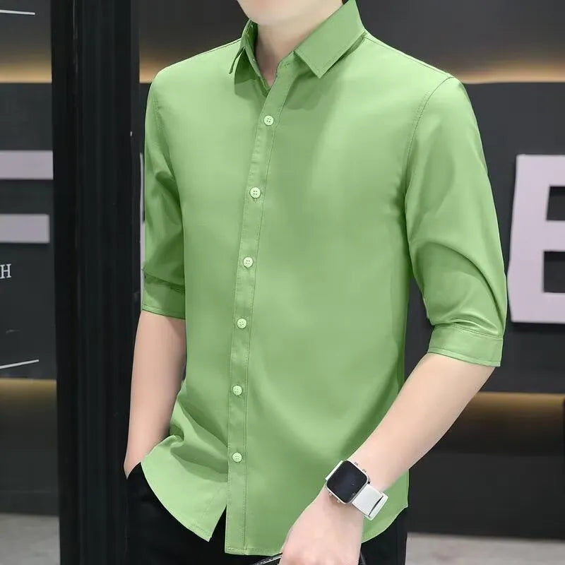 Men's slim-fit half sleeve shirt in linen-silk fabric, shown in a light blue colour with a non-ironing finish.