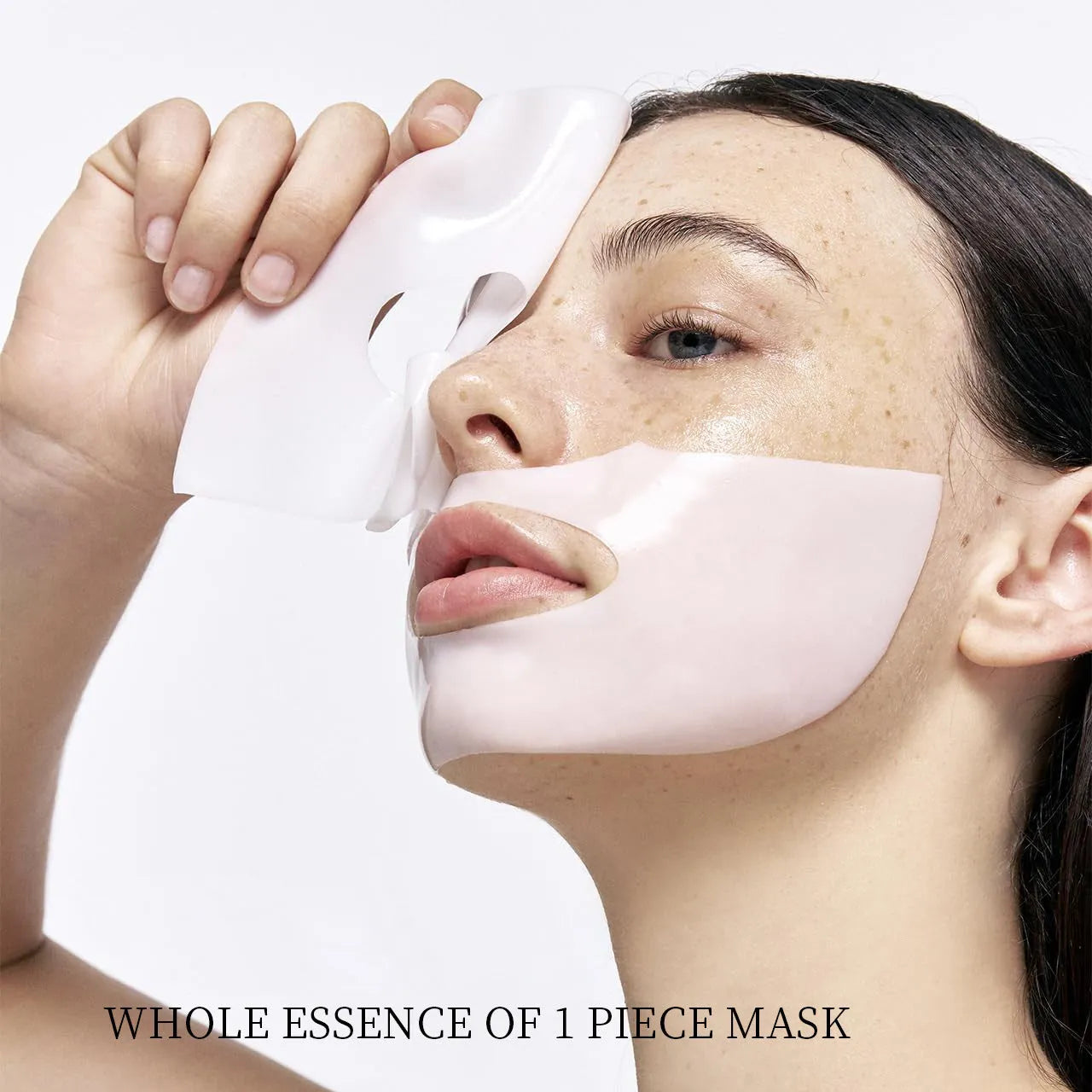 Collagen patch mask set box containing four individual sheet masks for moisturising and rejuvenating skincare