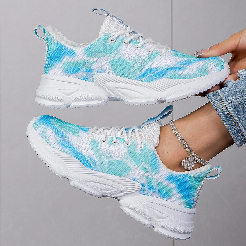 Casual flower sneakers with Flyknit upper, flat heel, and lace-up design in purple