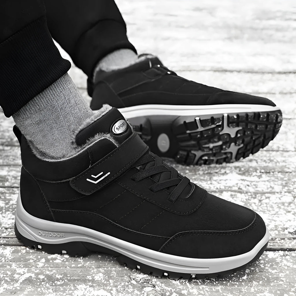 High-top outdoor snow boots with thick PVC sole, fleece lining and artificial PU upper