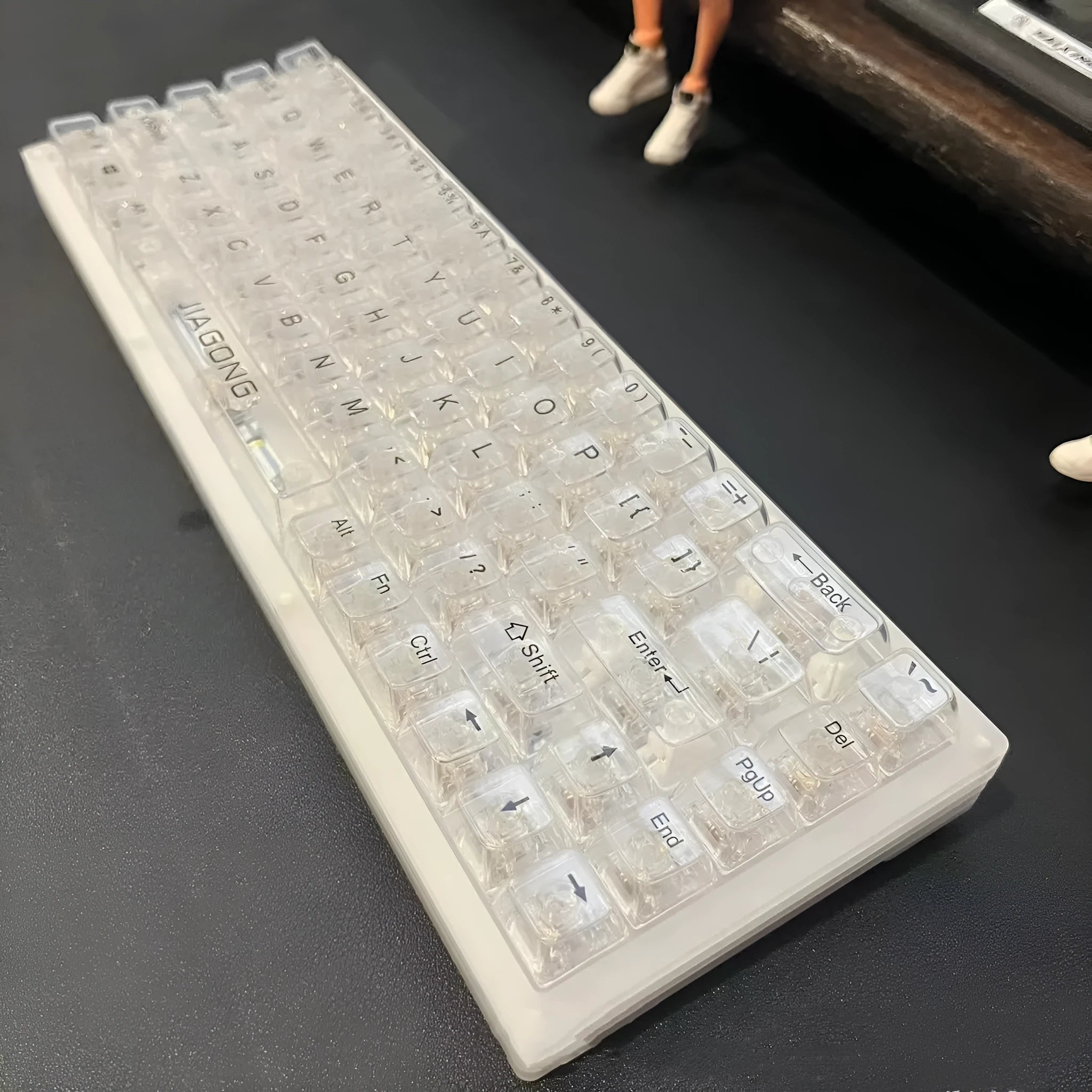 132 transparent plastic key caps for universal mechanical keyboard replacement