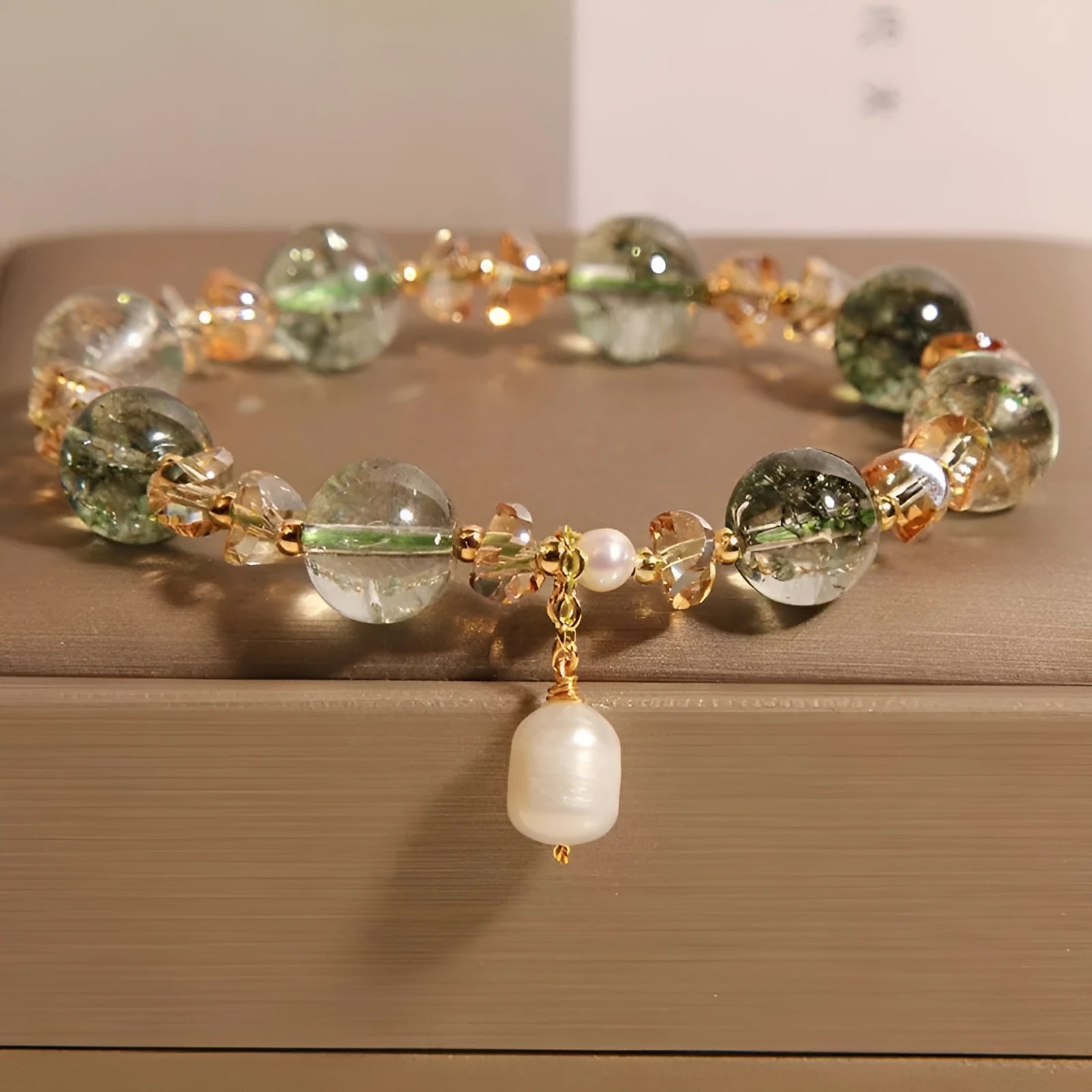 Women's green phantom quartz and pearl crystal bracelet in Japanese Korean style.