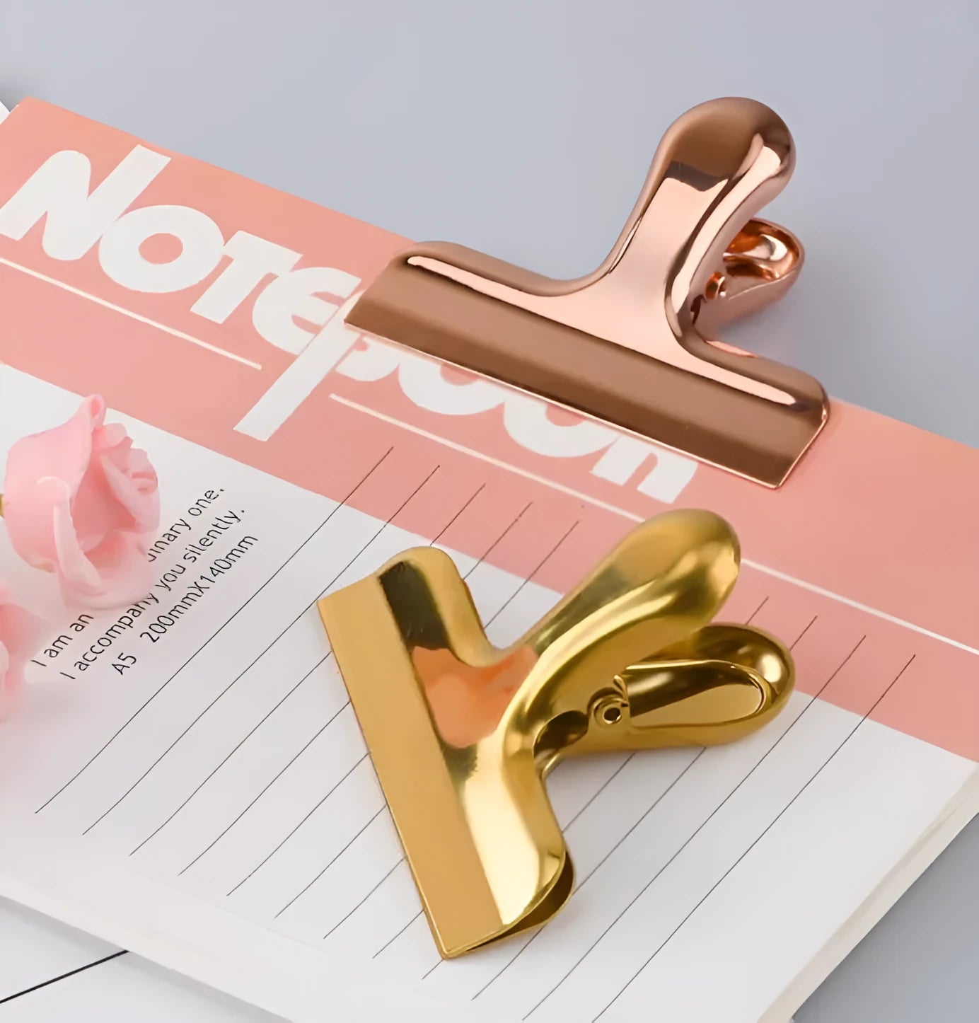 Gold stainless steel dovetail clip on white paper, 7.6x6cm, 430 steel, vacuum-plated finish