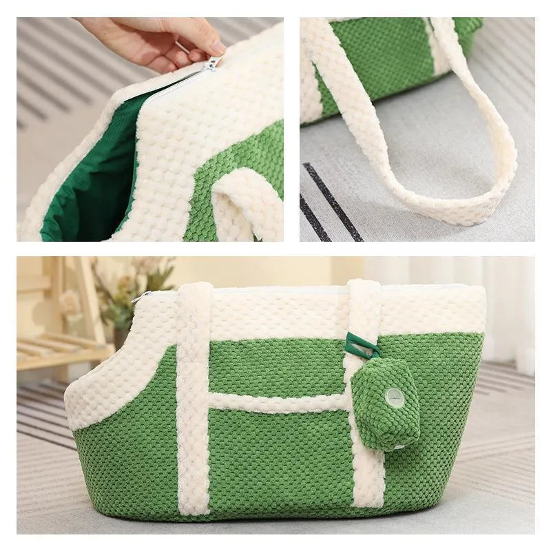 Shoulder cat bag with cartoon pattern in plush material for small pet transport