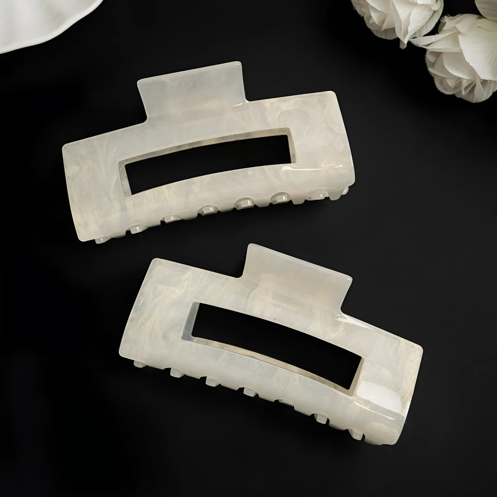 Large bright white PVC rectangle claw clip, 10cm long, 3cm wide and 5cm high, for women's hair