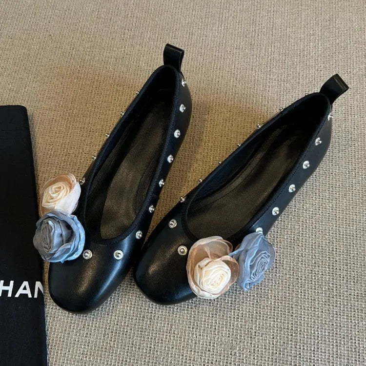Women's DIY flower rivet Mary Jane shoes in black with buckle fastening and rubber sole