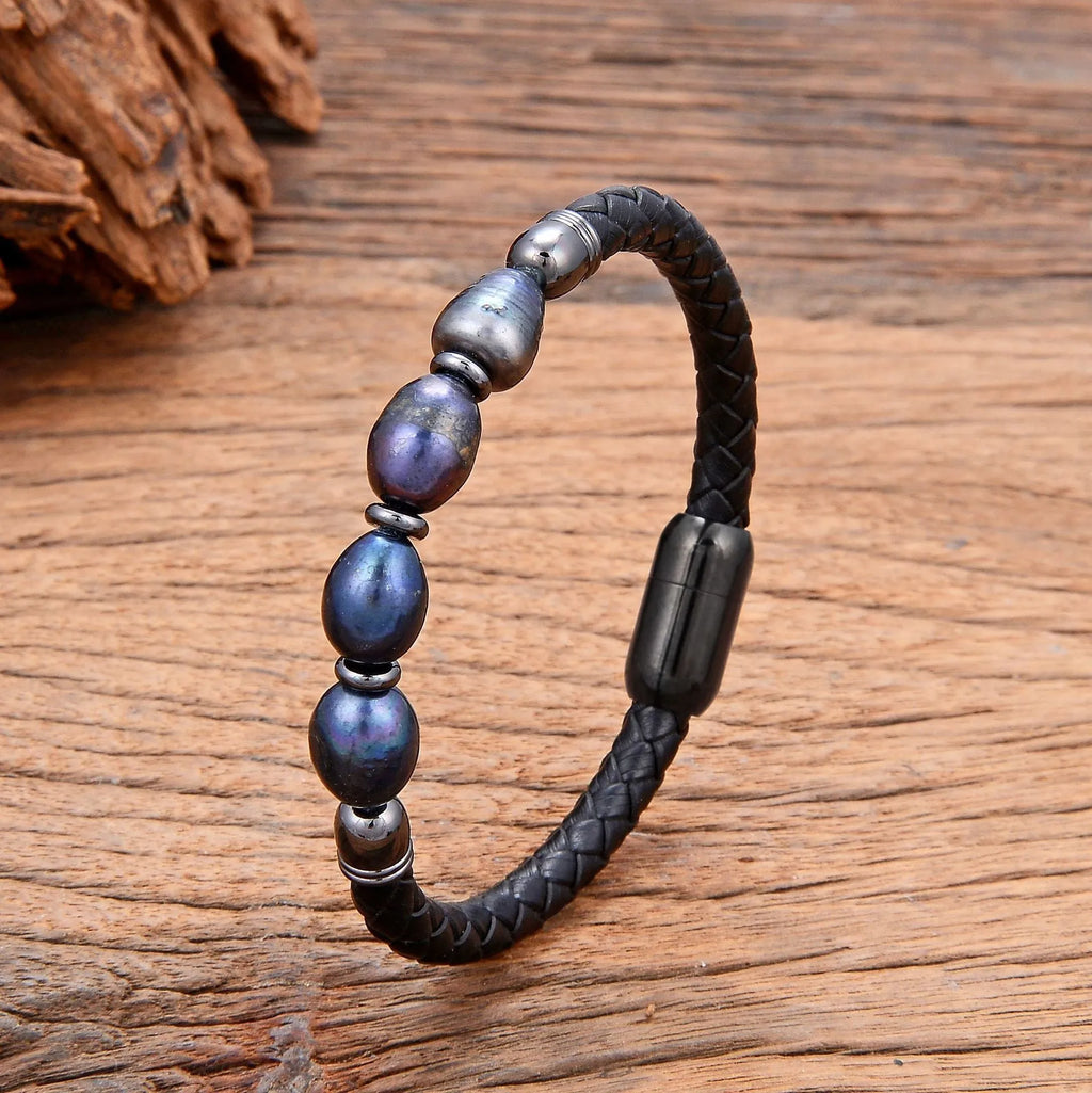 Korean style unisex leather bracelet with irregular shaped pearls in grey and black combination.