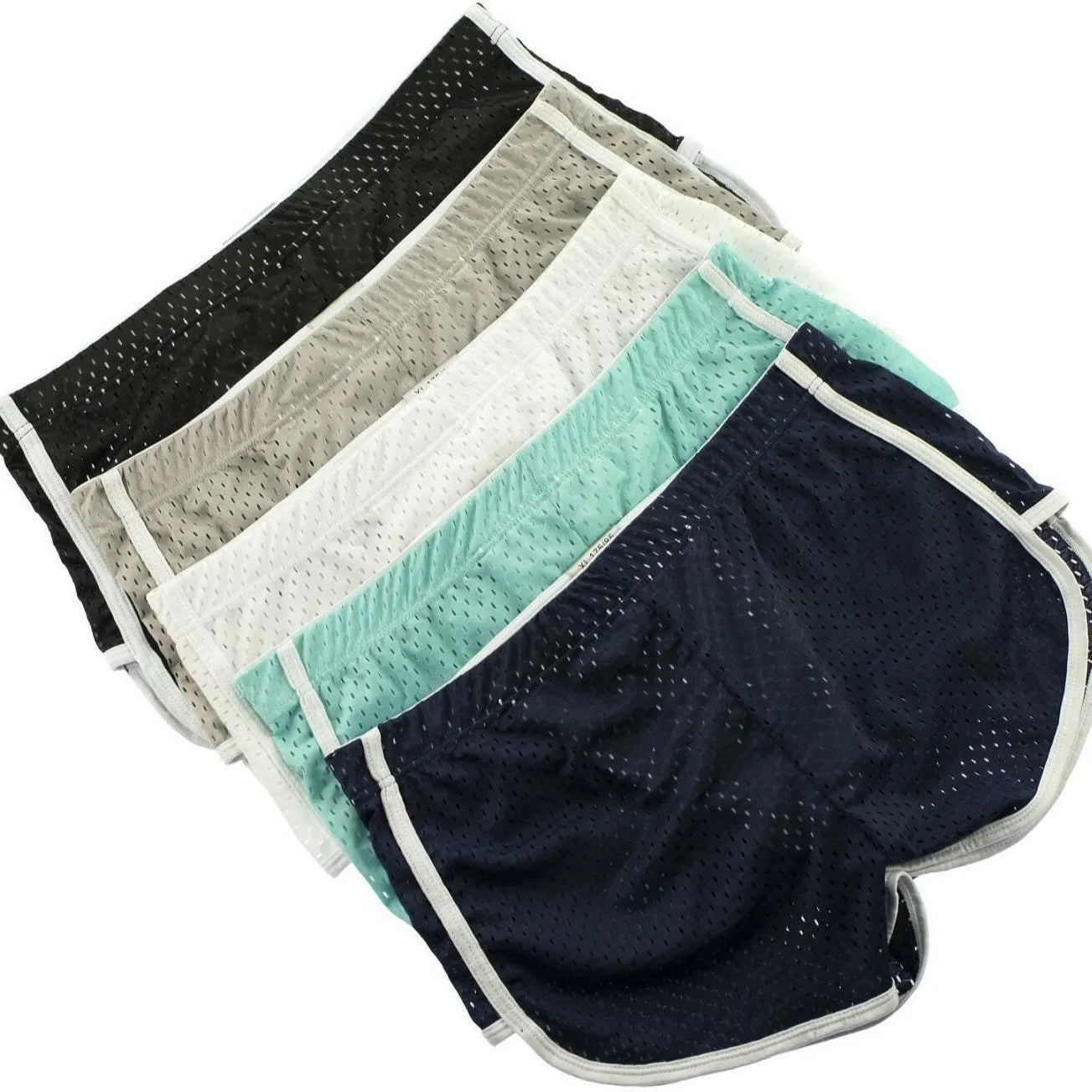Men's cotton three-point boxer shorts in various colours on a size chart