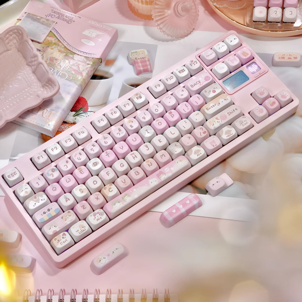 MOA pink cartoon sublimation keycap set for mechanical keyboards.