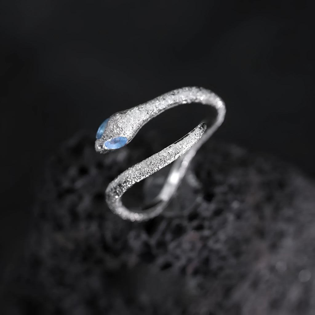 Women's adjustable snake ring in silver with platinum colour electroplated finish