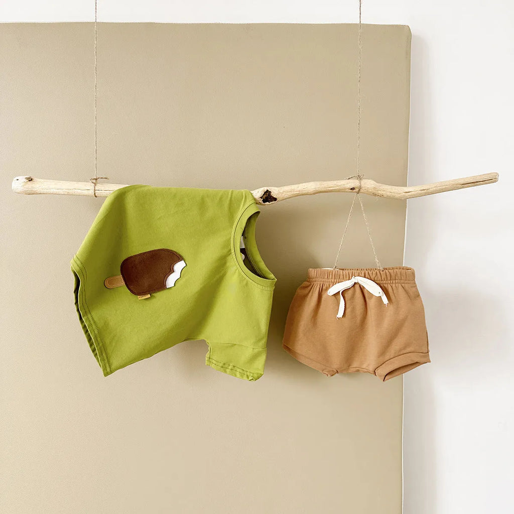 Girls' apricot coloured cotton shorts suit set with ice cream patch, short sleeves and round neck.