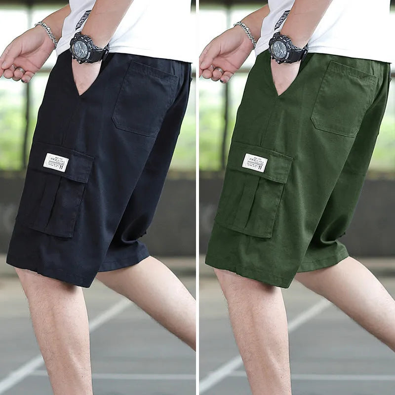 Loose fit men's casual trousers in camouflage colour with a Korean style and thin fifth pants design.
