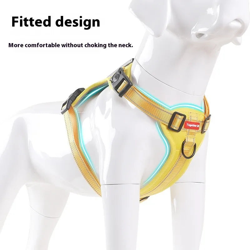 Polyester dog chest harness traction rope in multiple colours and sizes for secure walking.