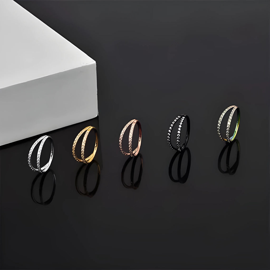 G23 titanium alloy lip and nose ring with zircon diamond finish in gold or steel colour, showing size options.