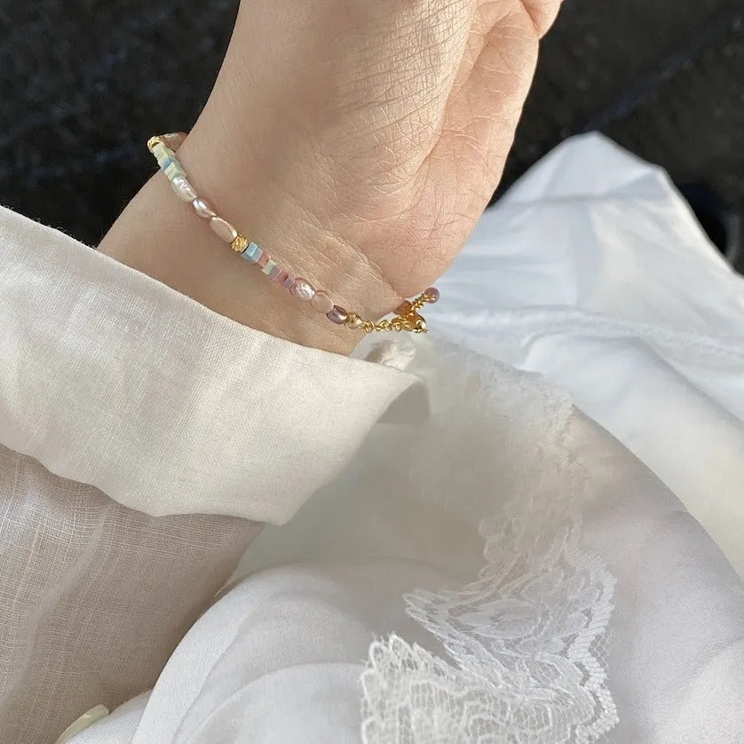 Purple gold U-shaped bracelet with natural silver pearls and matching necklace