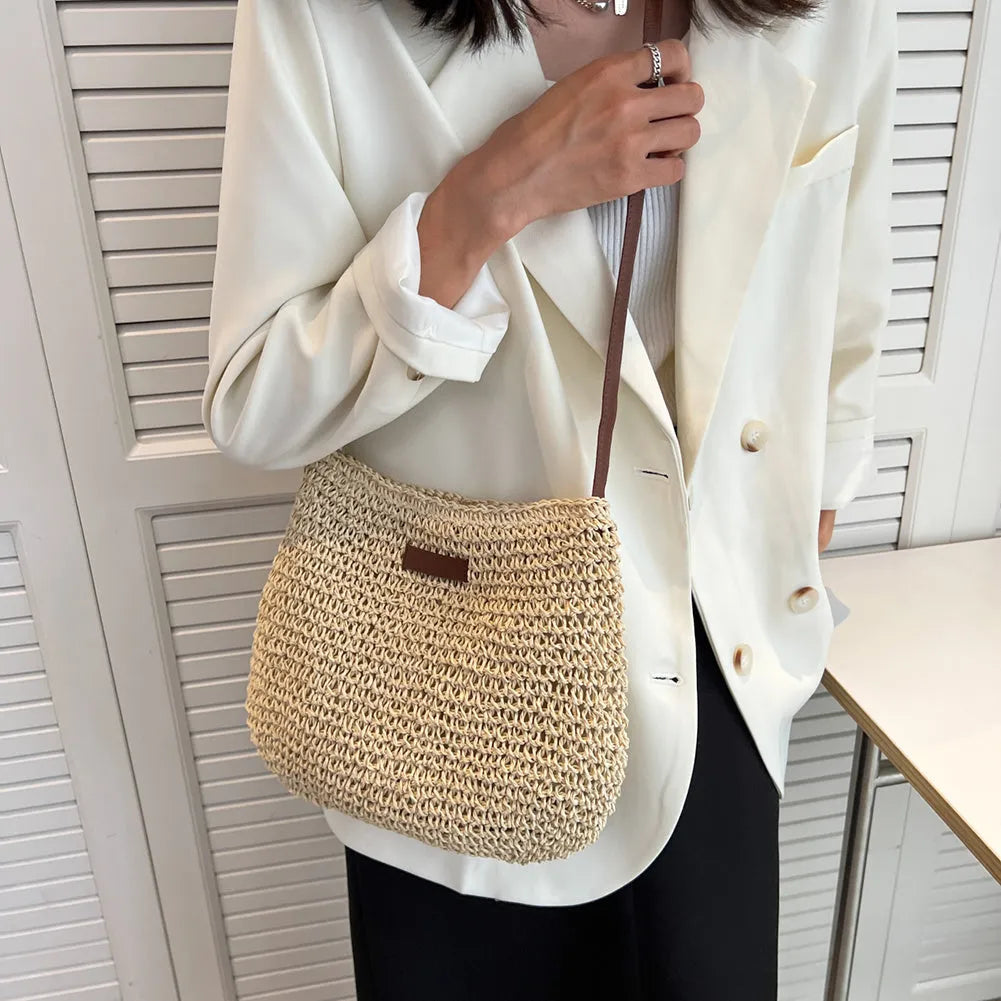 Niche design medium straw tote bag in beige with zipper closure, horizontal square shape, woven material