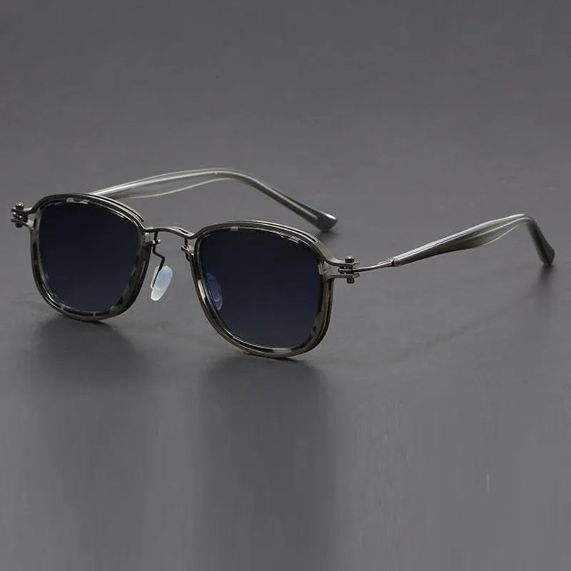 Retro square frame metal and plastic sunglasses with AC lenses in black gold colour