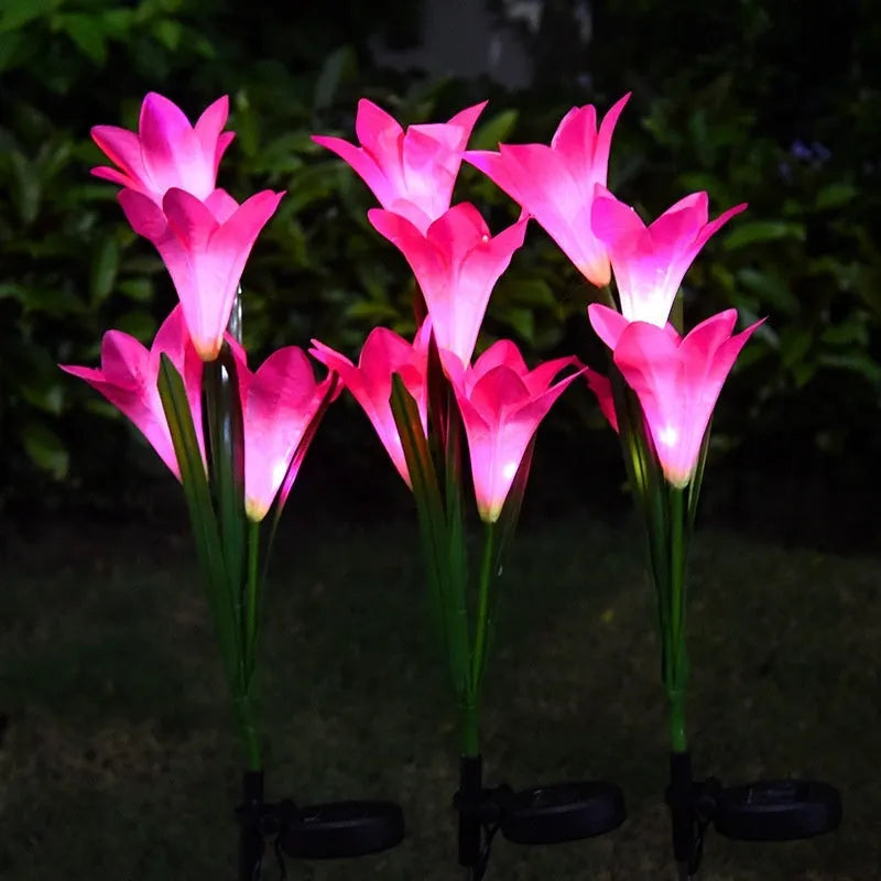 Flower-shaped solar LED garden lamp for outdoor pathway lighting