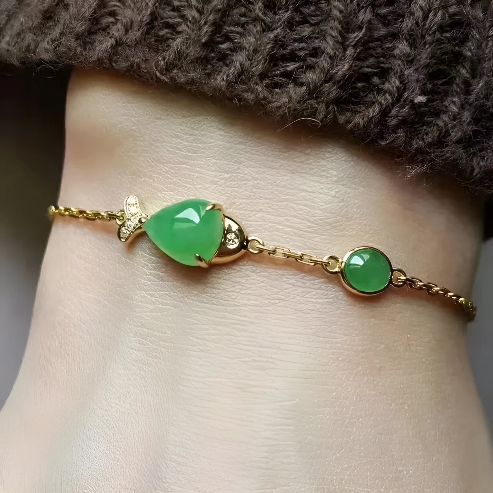 Electroplated yellow gold copper retro bracelet with adjustable unisex design